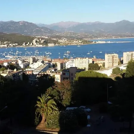 アパート Appartement F3 Ajaccio *